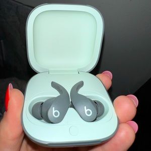 Beats Fit Pro by Dre